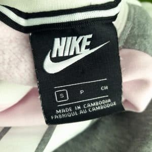 Dukser Nike, vel. S - Slika 4