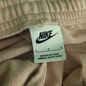 Trenerka Nike, vel. L, donji deo - Slika 4