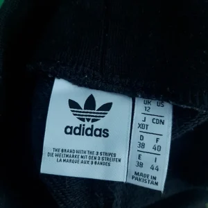 Trenerka Adidas, donji deo - Slika 4