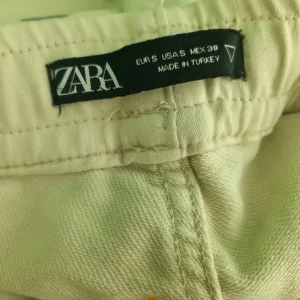 Trenerka Zara, vel. S, donji deo - Slika 4