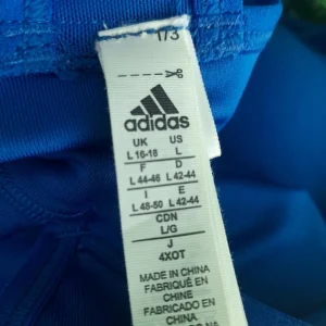 Top Adidas, kao nov - Slika 5