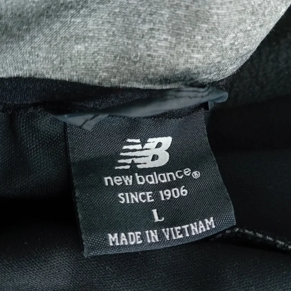 Jakna New Balance 3 Jakna New Balance — etiketa-brend