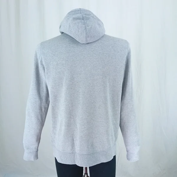 Dukser Under Armour 3 Dukser Under Armour — zadnja