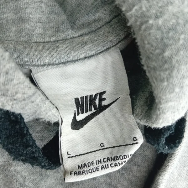 sivi dukser Nike 3 sivi dukser Nike — etiketa-brend