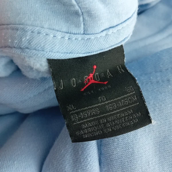 Duks Air Jordan 4 Duks Air Jordan — etiketa-brend