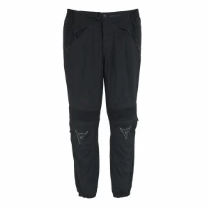 Moto pantalone Dainese — naslovna